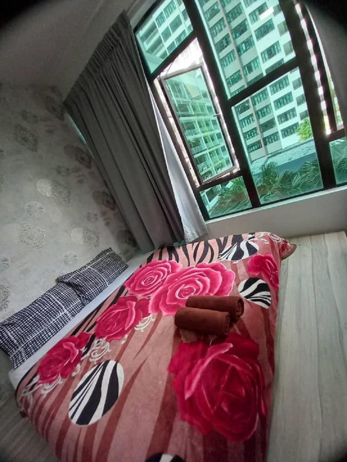 02-Austin Regency Homestay For 2Pax Pool View Johor Bahru Exterior foto